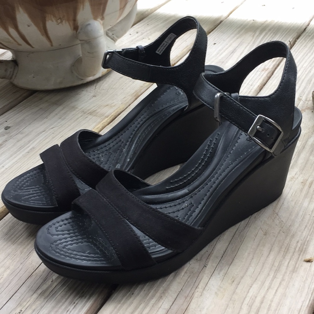 Women's Crocs Leigh Sandal Wedge 8M